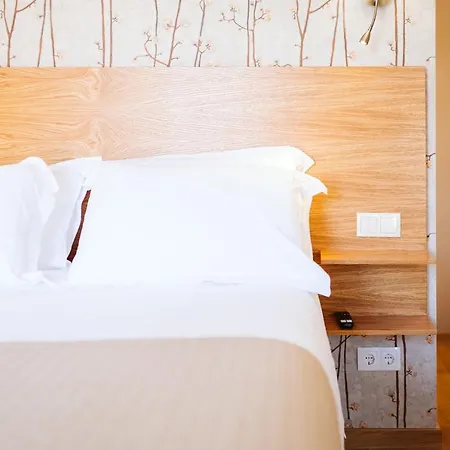 Casa Do Calhau - 1 Bedroom Sleeps 4 卡马拉-德洛布什