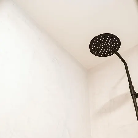 Casa Do Calhau - 1 Bedroom Sleeps 4 *