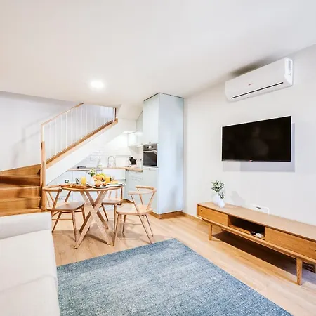 Casa Do Calhau - 1 Bedroom Sleeps 4