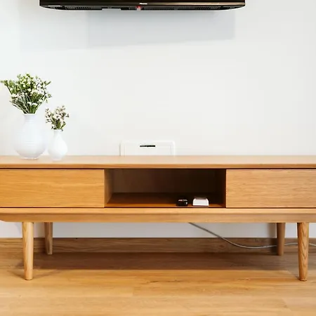 Casa Do Calhau - 1 Bedroom Sleeps 4